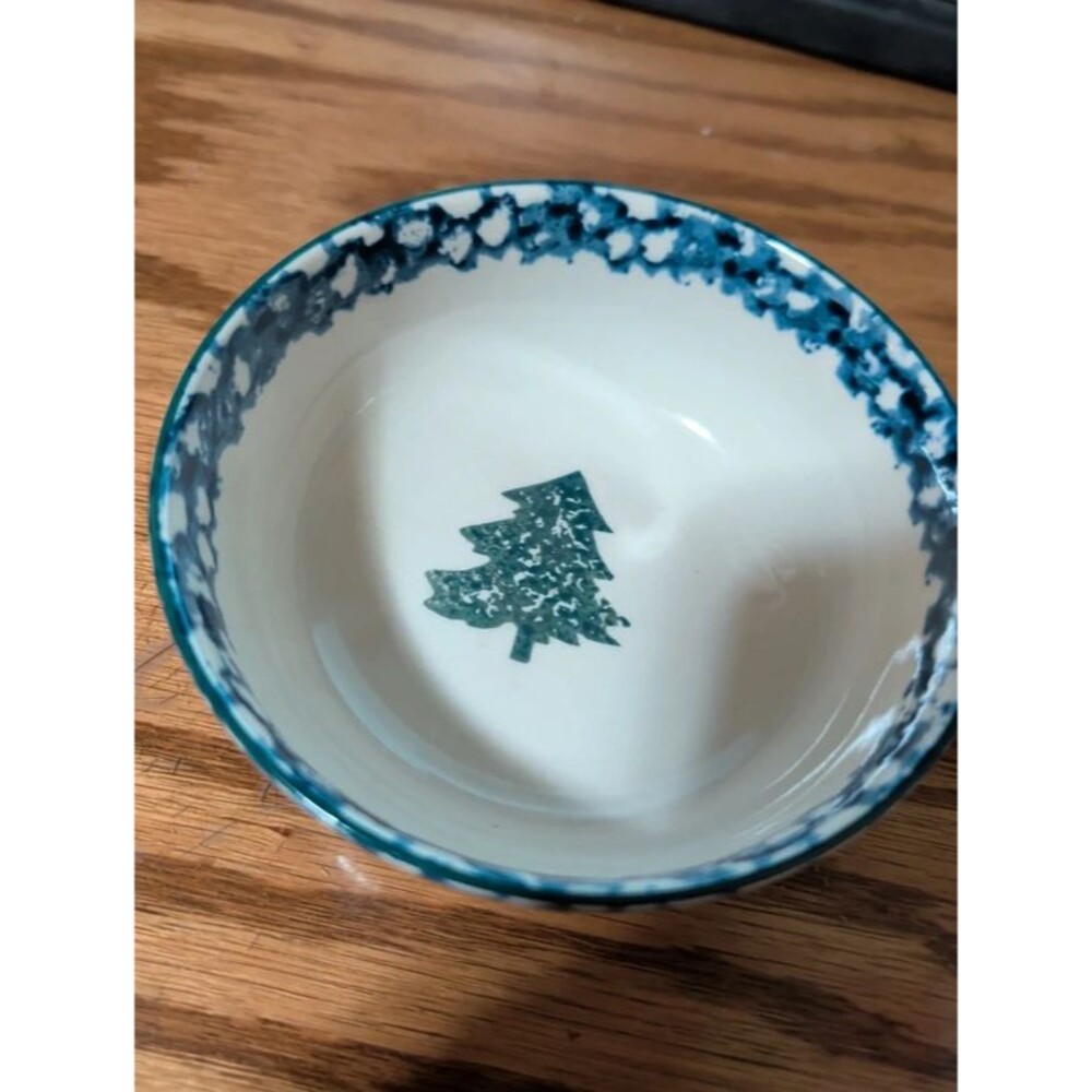 vintage Tienshan Folk Craft "Cabin in the Snow" stoneware bowl